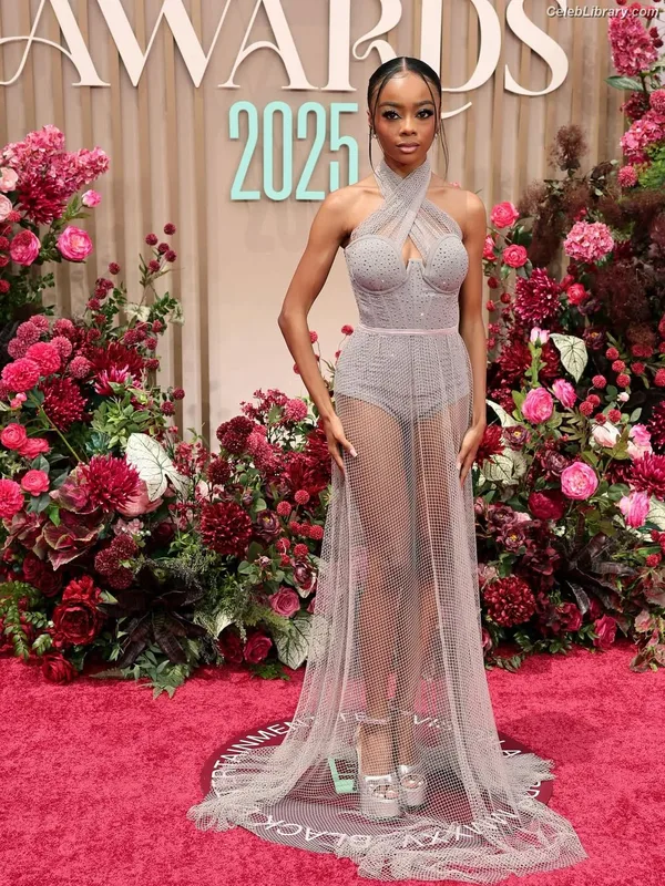 Skai Jackson photo 2 of 274