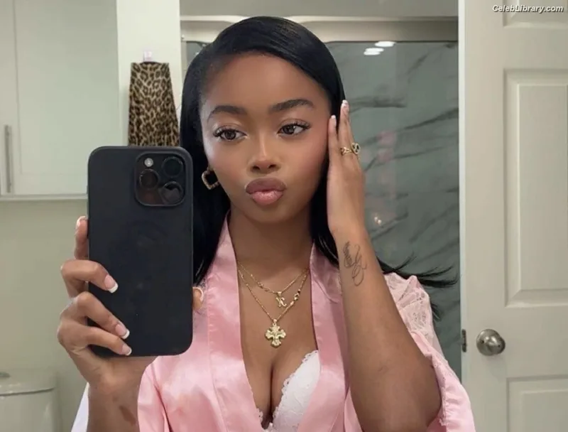 Skai Jackson photo 6 of 274