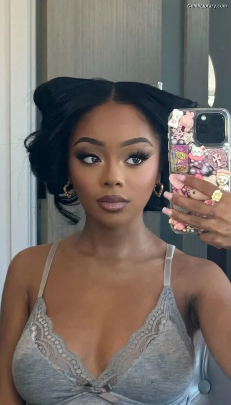 Skai Jackson photo 13 of 274