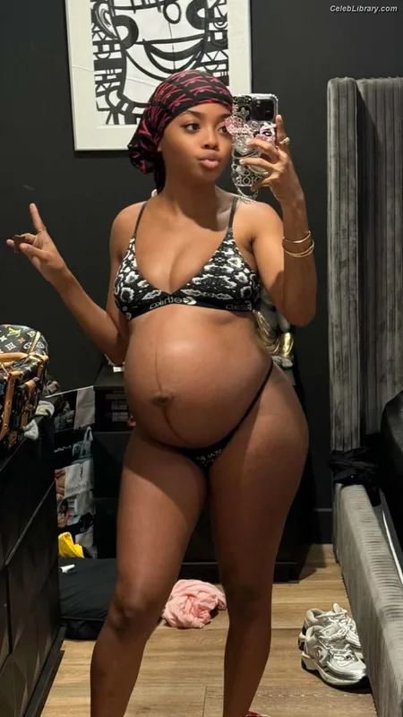 Skai Jackson photo 6 of 274