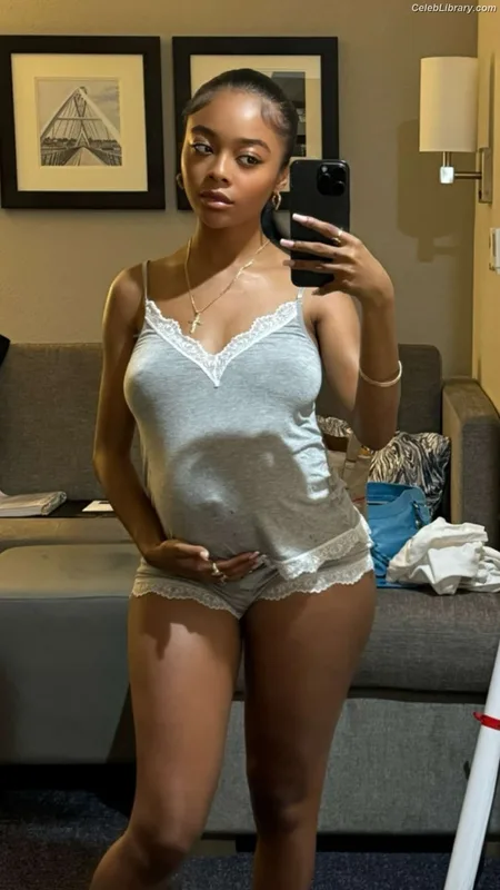 Skai Jackson photo 13 of 274