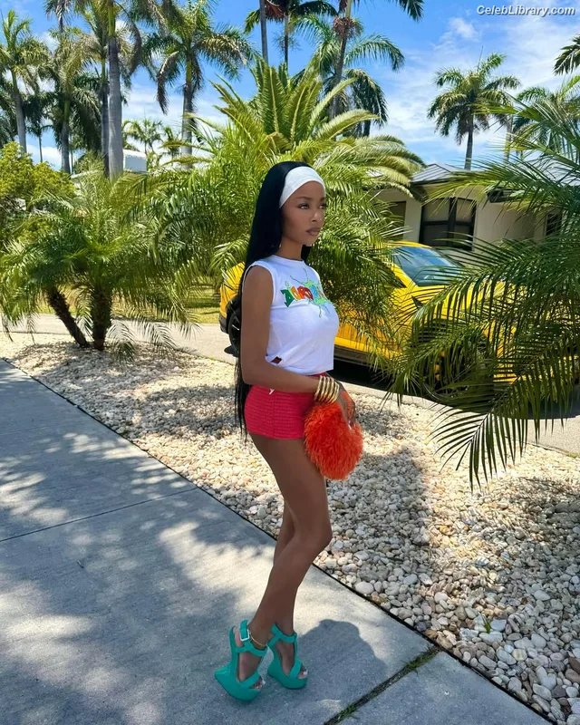 Skai Jackson photo 24 of 274