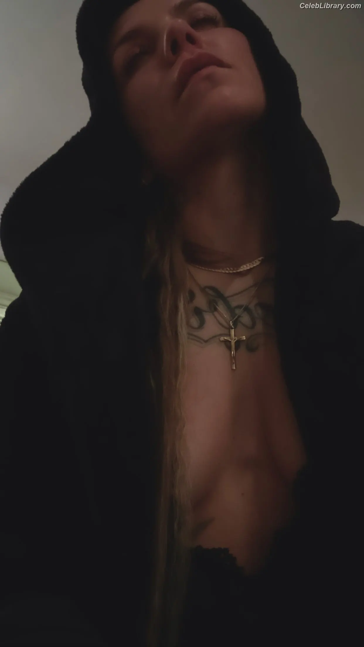 Skylar Grey photo 22 of 98