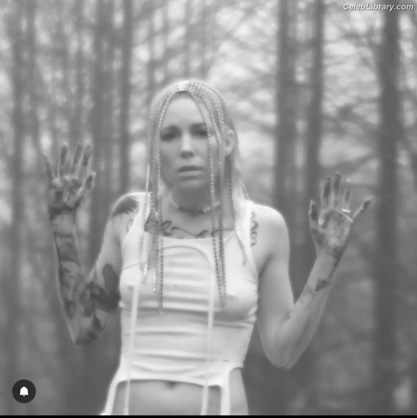 Skylar Grey photo 15 of 98