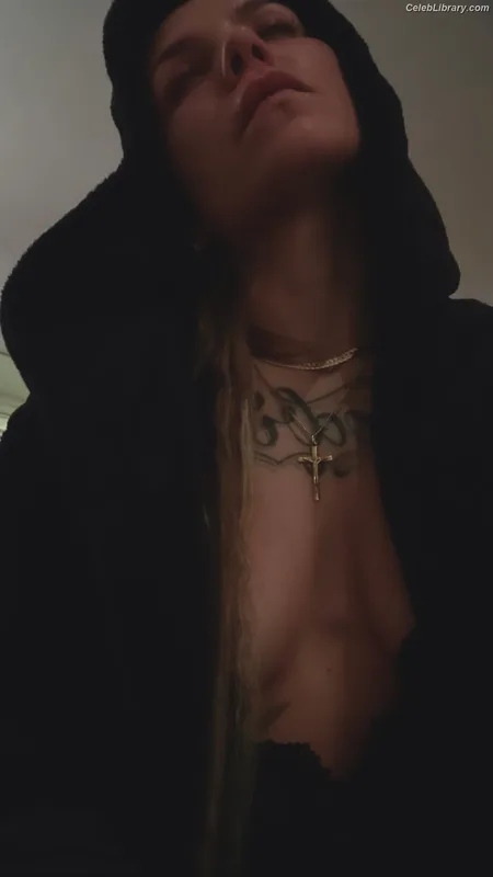 Skylar Grey photo 22 of 94