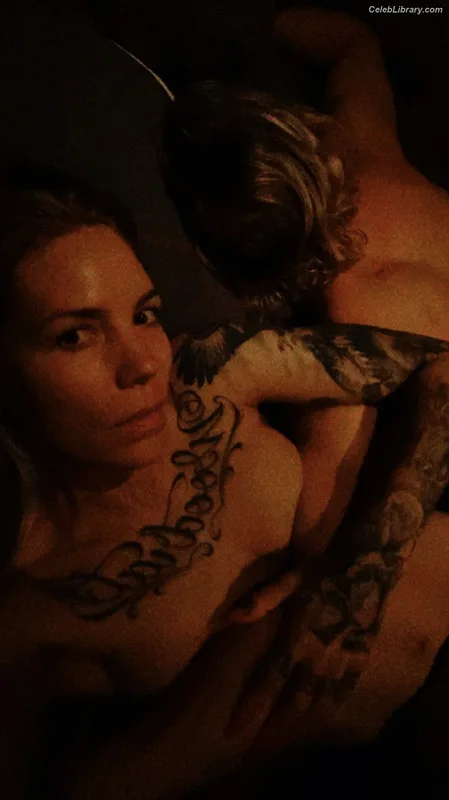 Skylar Grey photo 19 of 94