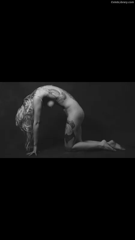 Skylar Grey photo 13 of 94