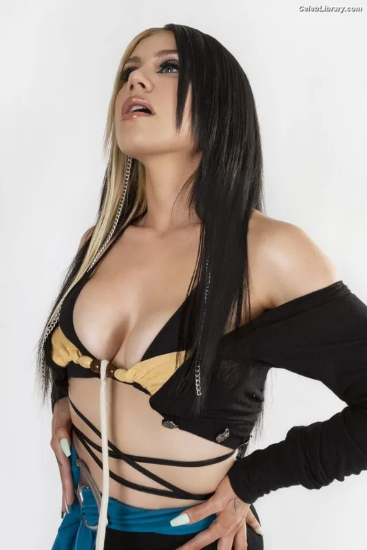 Slayyyter photo 5 of 166