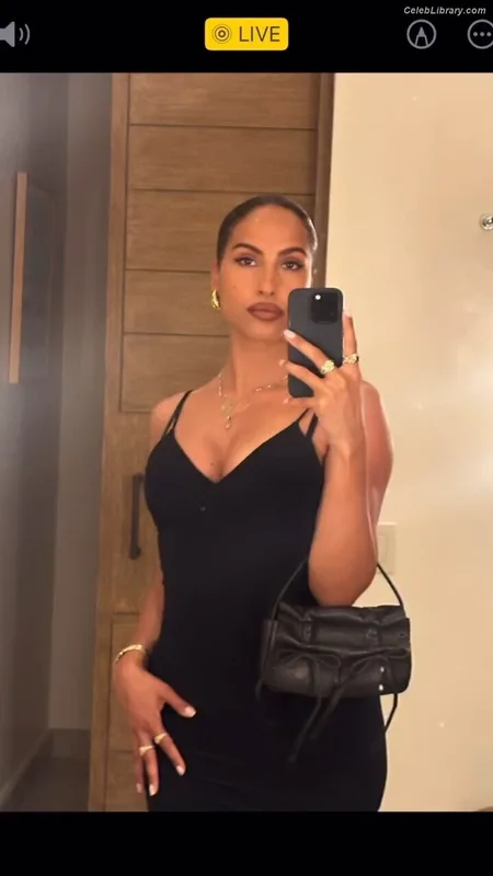 Snoh Aalegra photo 24 of 24