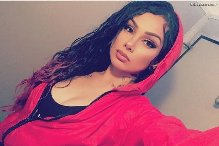 Snow Tha Product photo 2 of 51