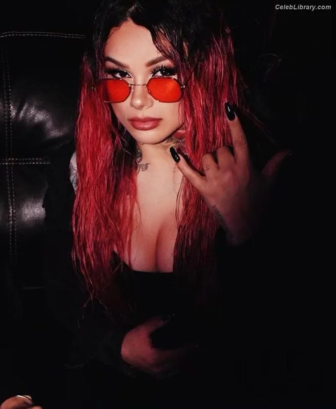 Snow Tha Product photo 7 of 51