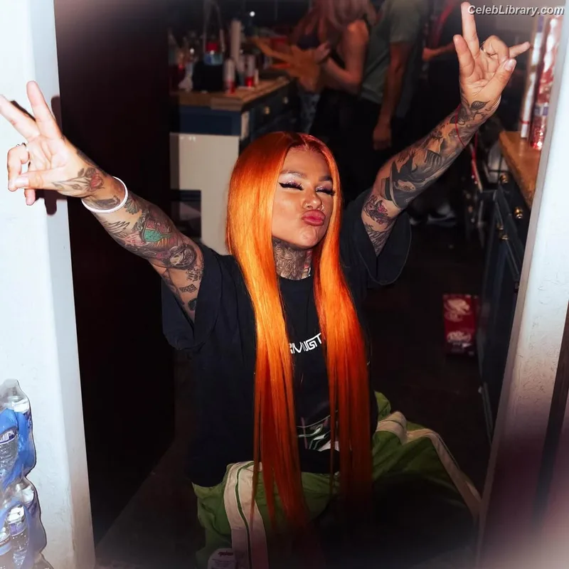 Snow Tha Product photo 16 of 51