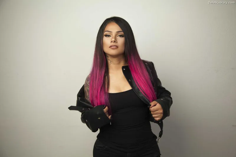Snow Tha Product photo 23 of 51