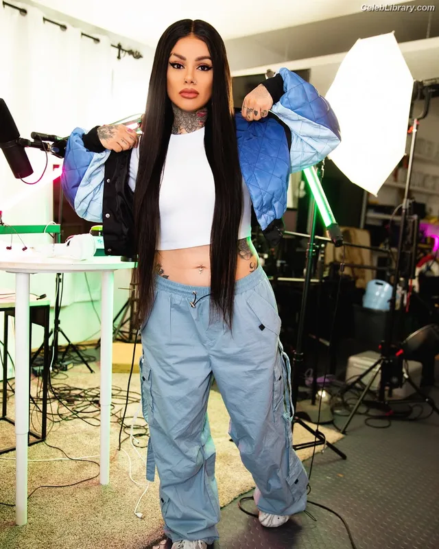 Snow Tha Product photo 13 of 51