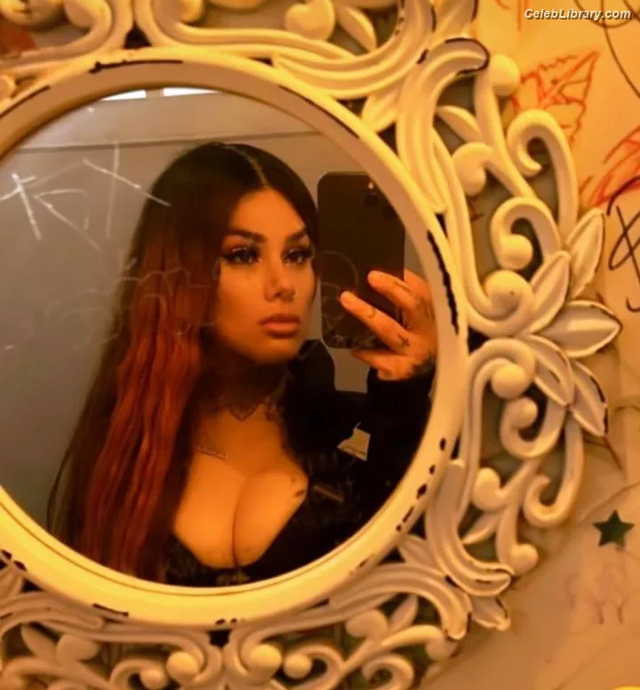 Snow Tha Product photo 1 of 51