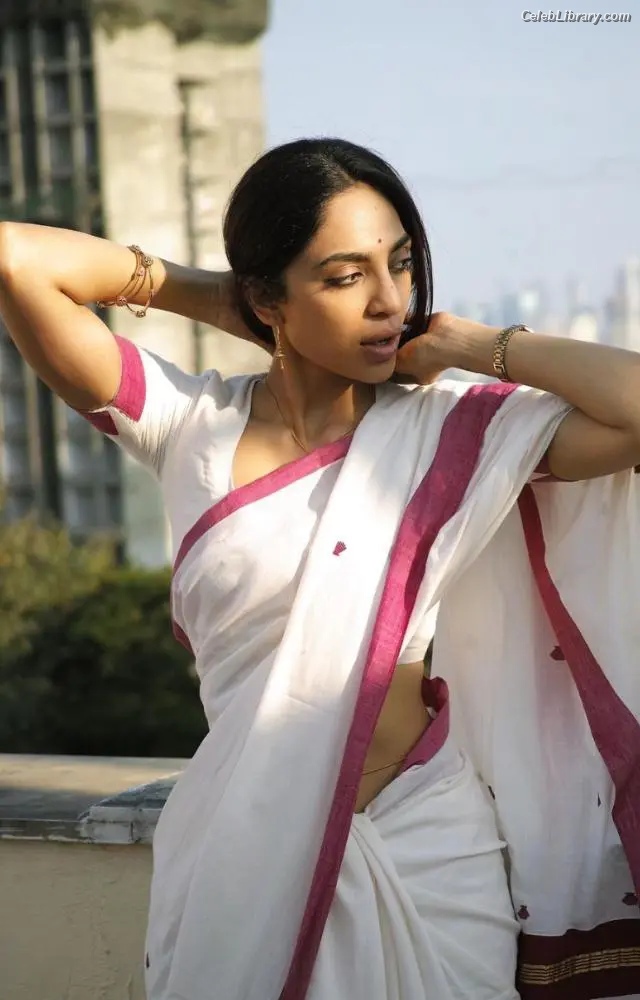 Sobhita Dhulipala photo 7 of 104