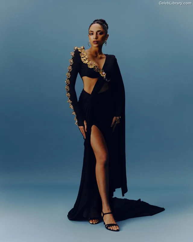 Sobhita Dhulipala photo 5 of 104