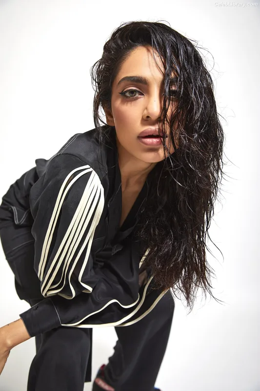 Sobhita Dhulipala photo 23 of 104