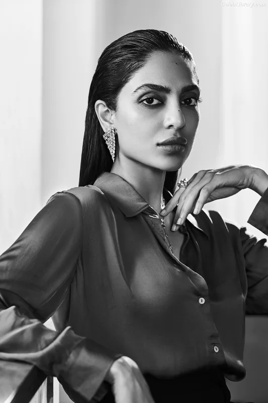 Sobhita Dhulipala photo 20 of 104