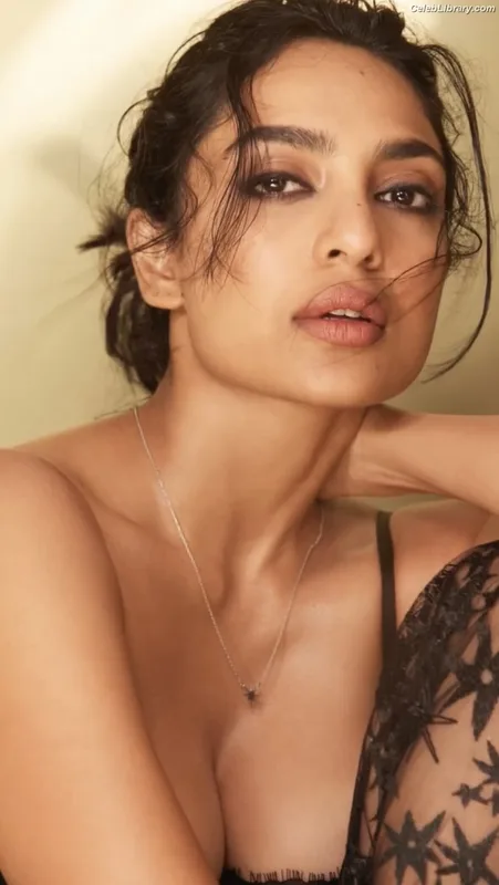 Sobhita Dhulipala photo 8 of 104
