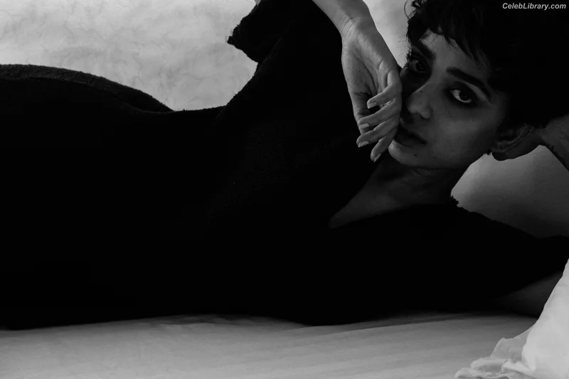 Sobhita Dhulipala photo 6 of 104