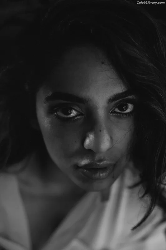 Sobhita Dhulipala photo 8 of 104