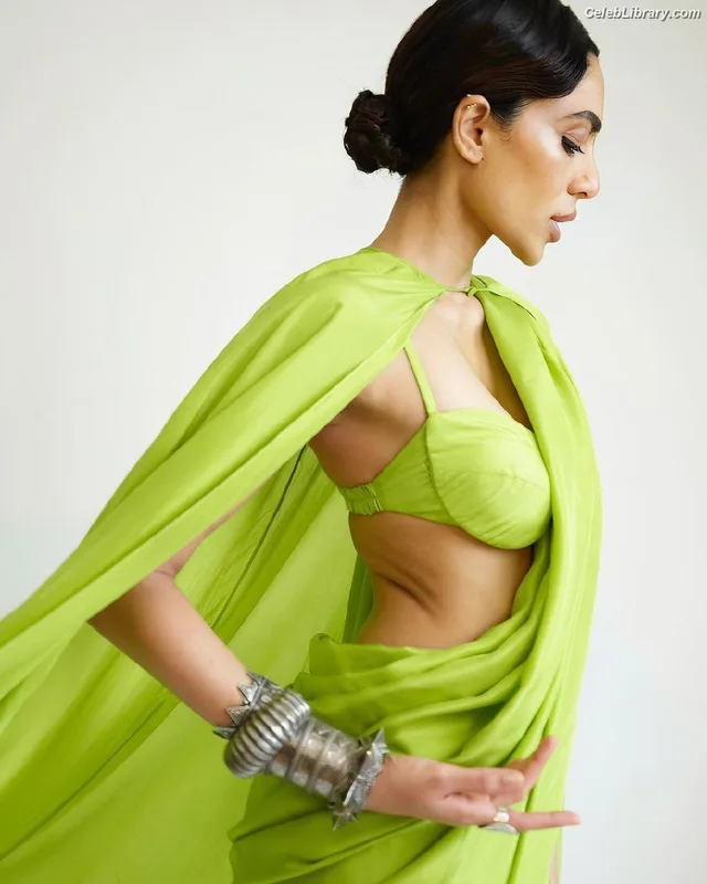 Sobhita Dhulipala photo 2 of 104