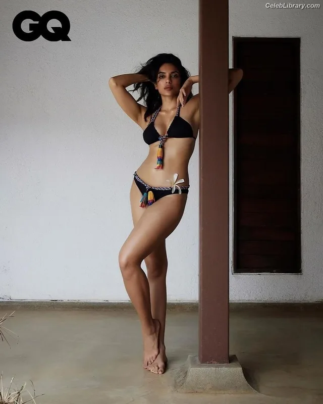 Sobhita Dhulipala photo 5 of 104