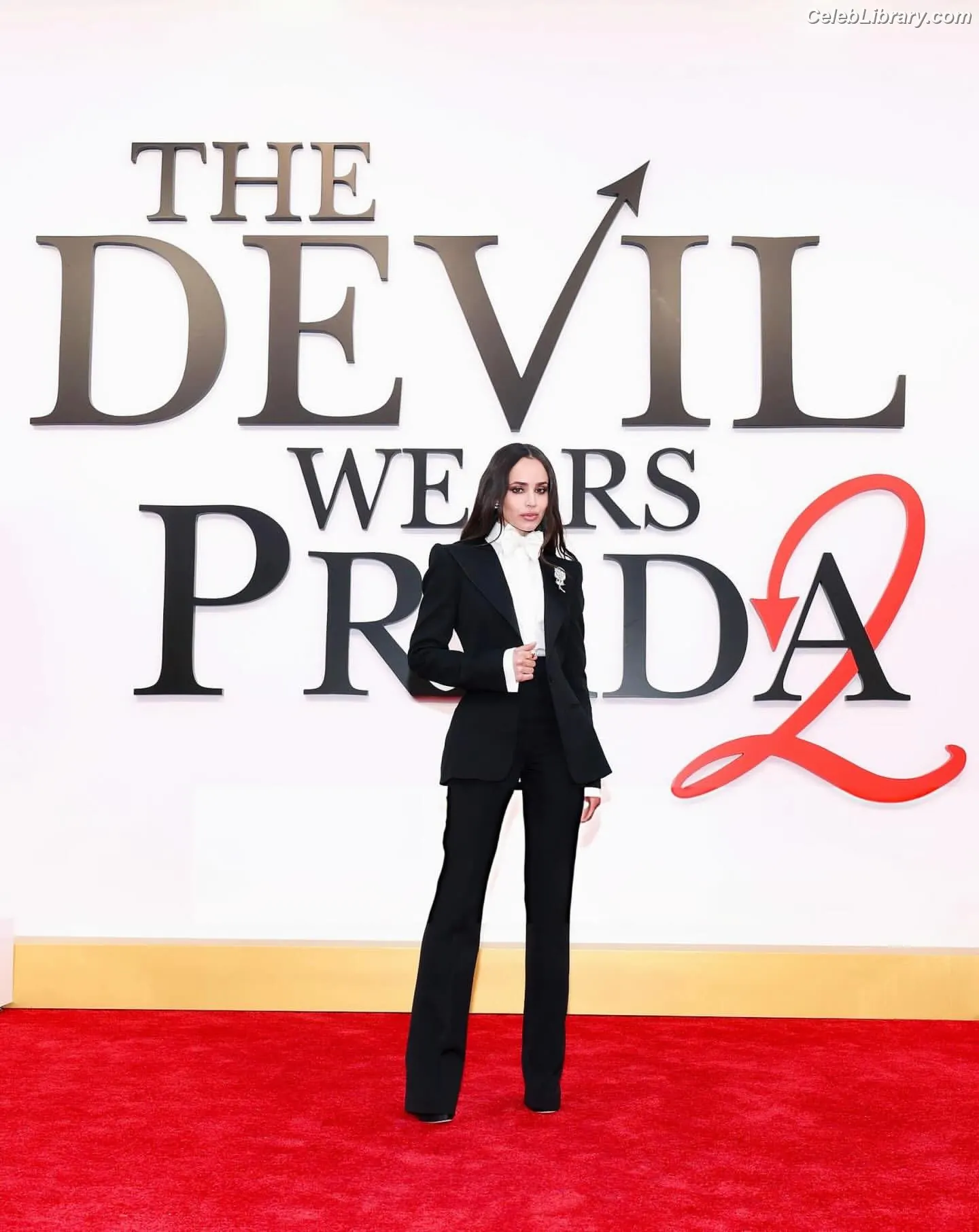 Sofia Carson photo 20 of 139