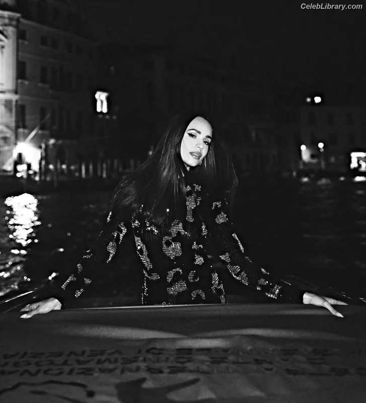 Sofia Carson photo 9 of 139