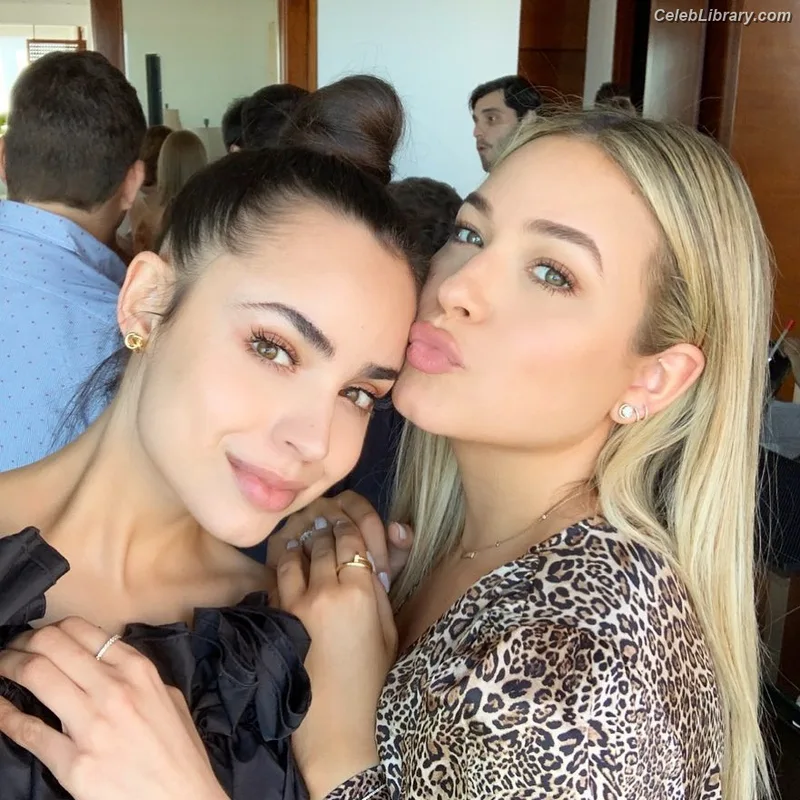Sofia Carson photo 11 of 139