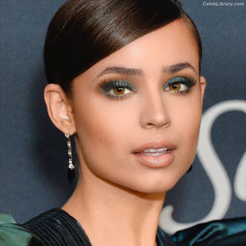 Sofia Carson photo 11 of 139