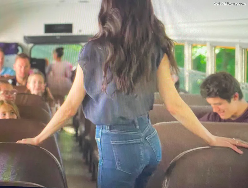 Sofia Carson photo 19 of 139