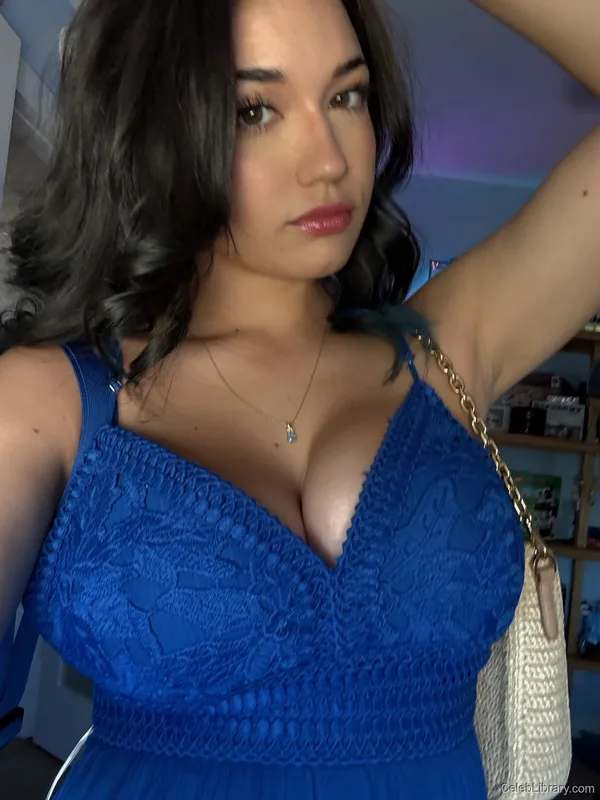 Sofia Gomez photo 14 of 531
