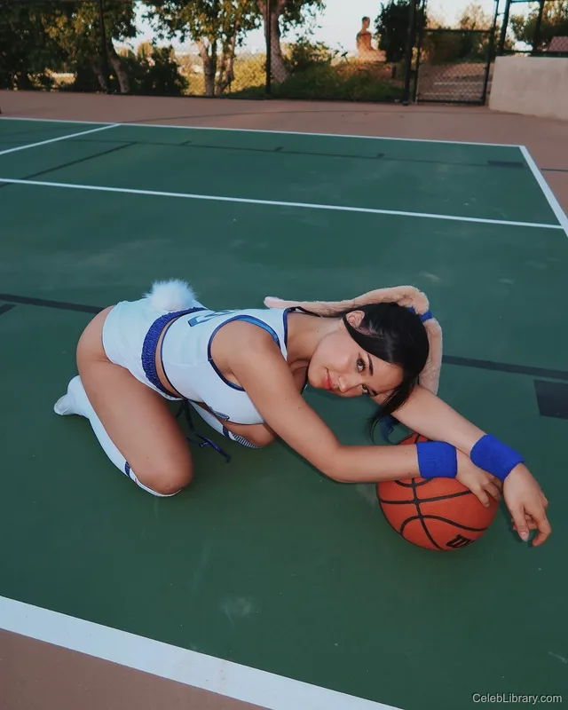 Sofia Gomez photo 12 of 531