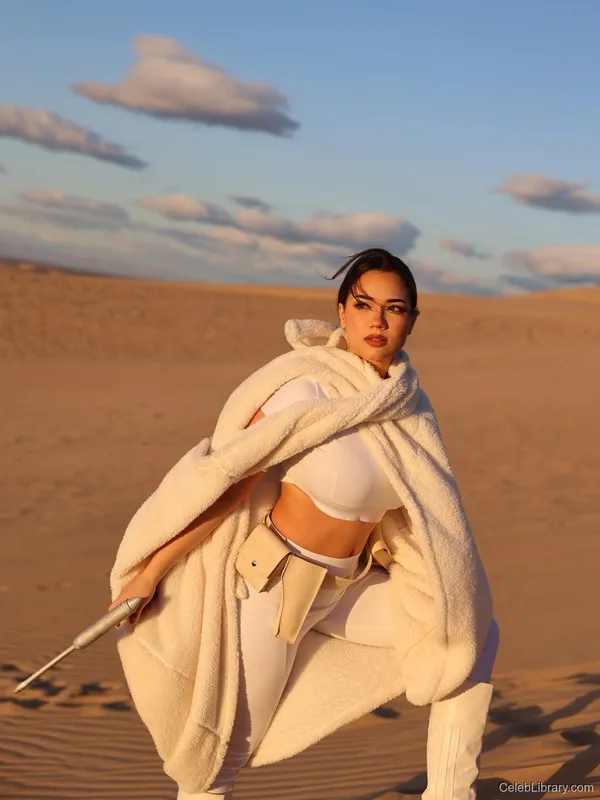 Sofia Gomez photo 5 of 531