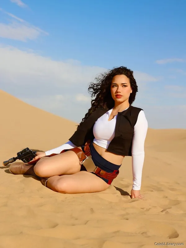 Sofia Gomez photo 11 of 531