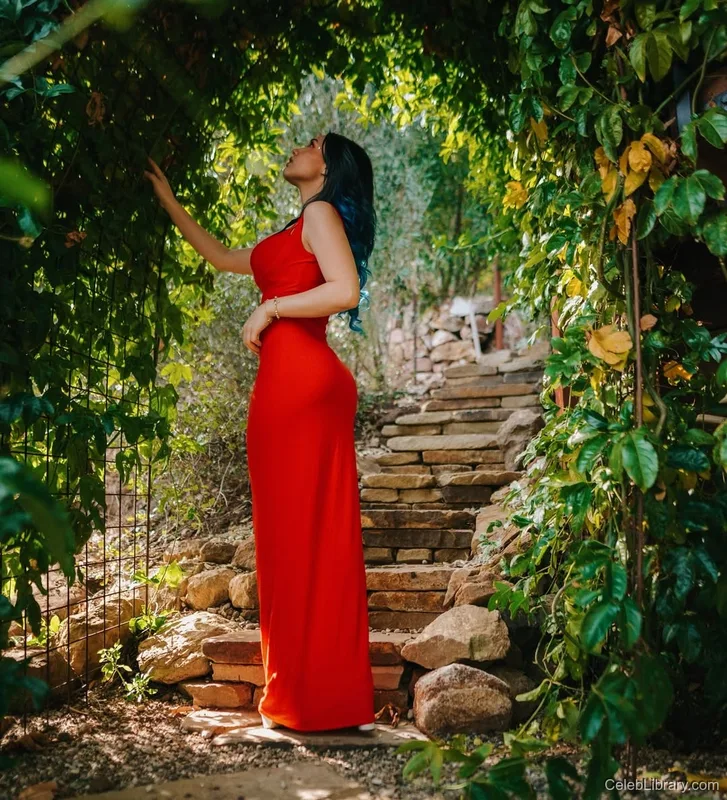 Sofia Gomez photo 11 of 531
