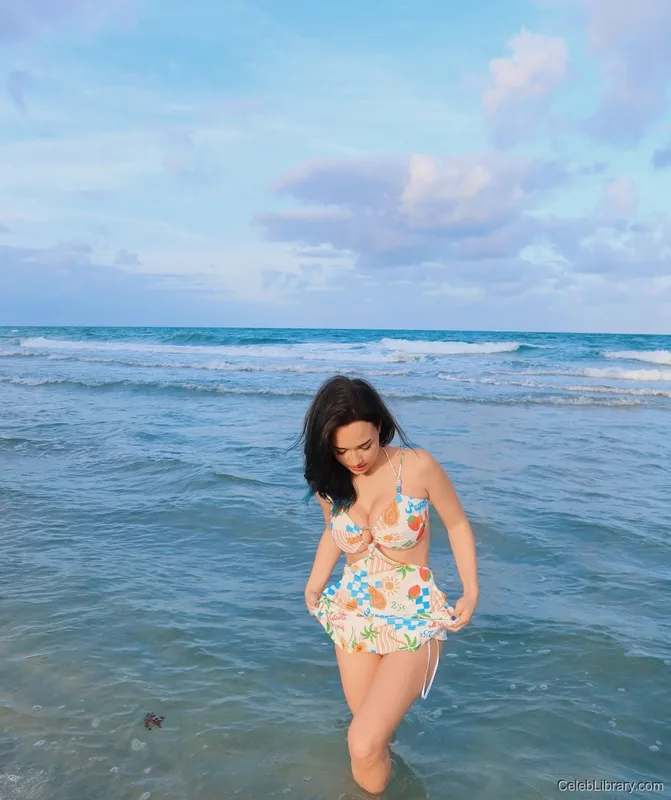 Sofia Gomez photo 16 of 531