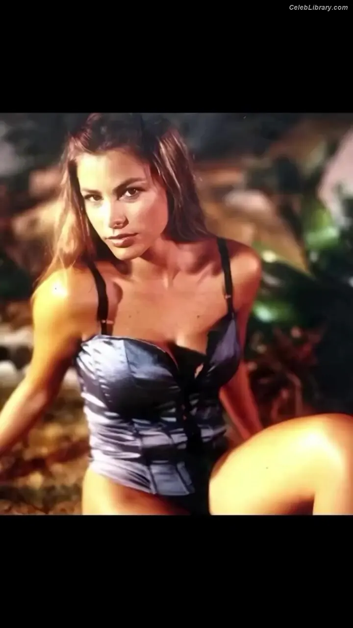 Sofia Vergara photo 17 of 1182
