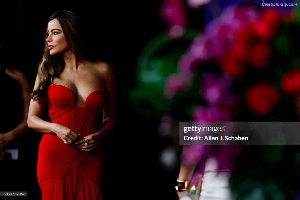 Sofia Vergara photo 22 of 1182
