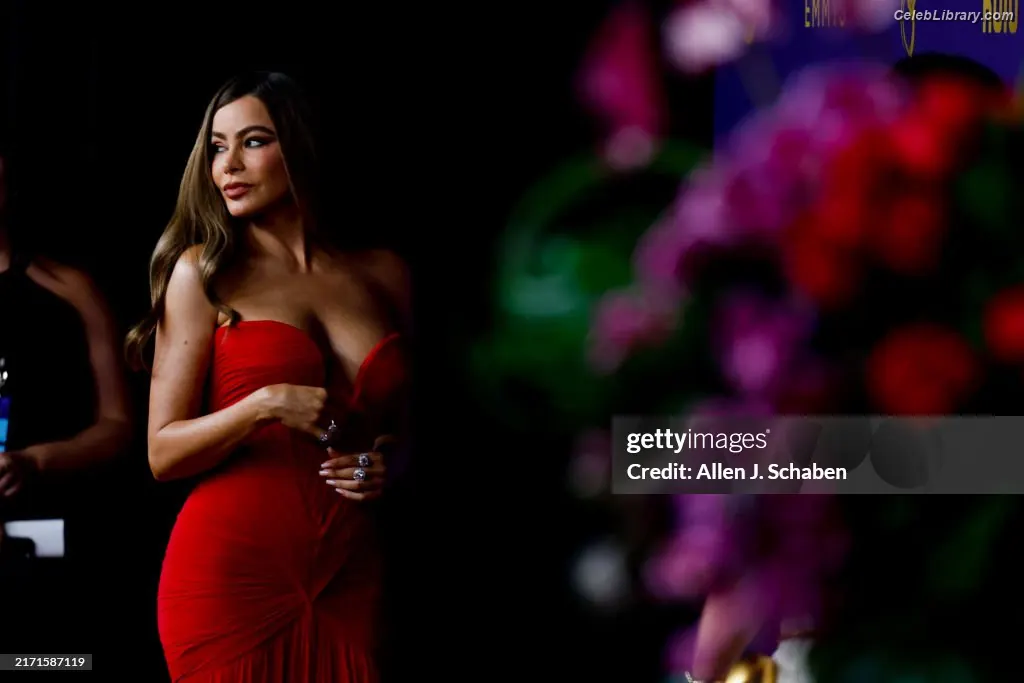 Sofia Vergara photo 23 of 1182