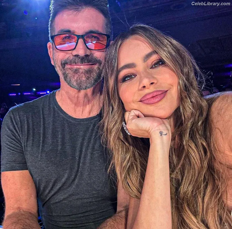 Sofia Vergara photo 22 of 1176