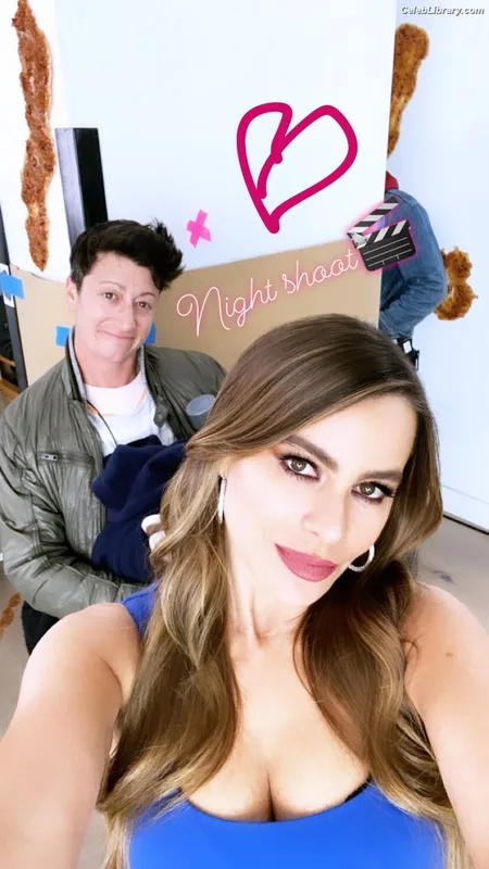 Sofia Vergara photo 11 of 1176