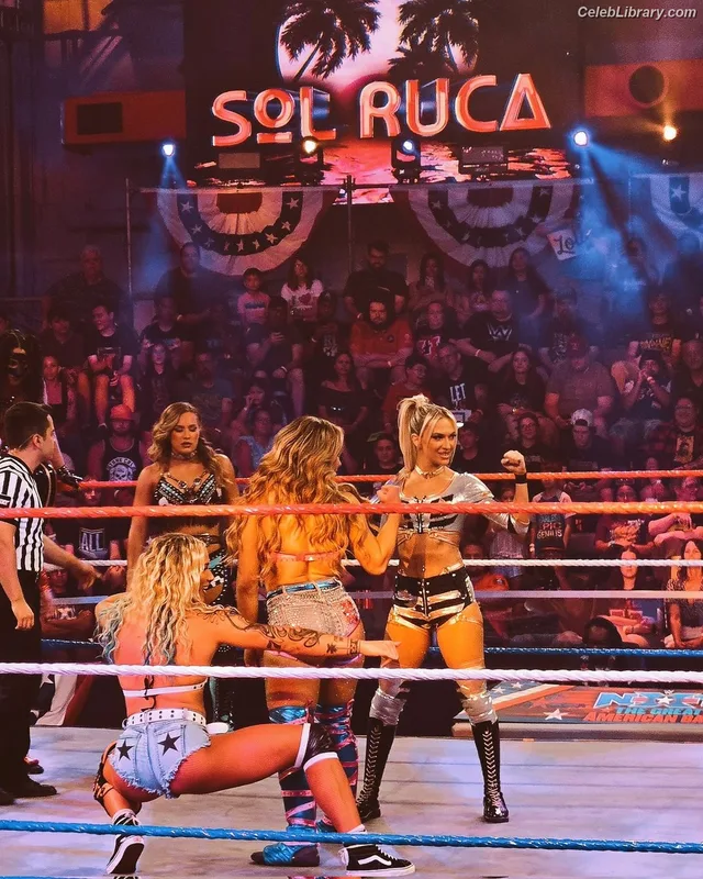 Sol Ruca photo 22 of 1077