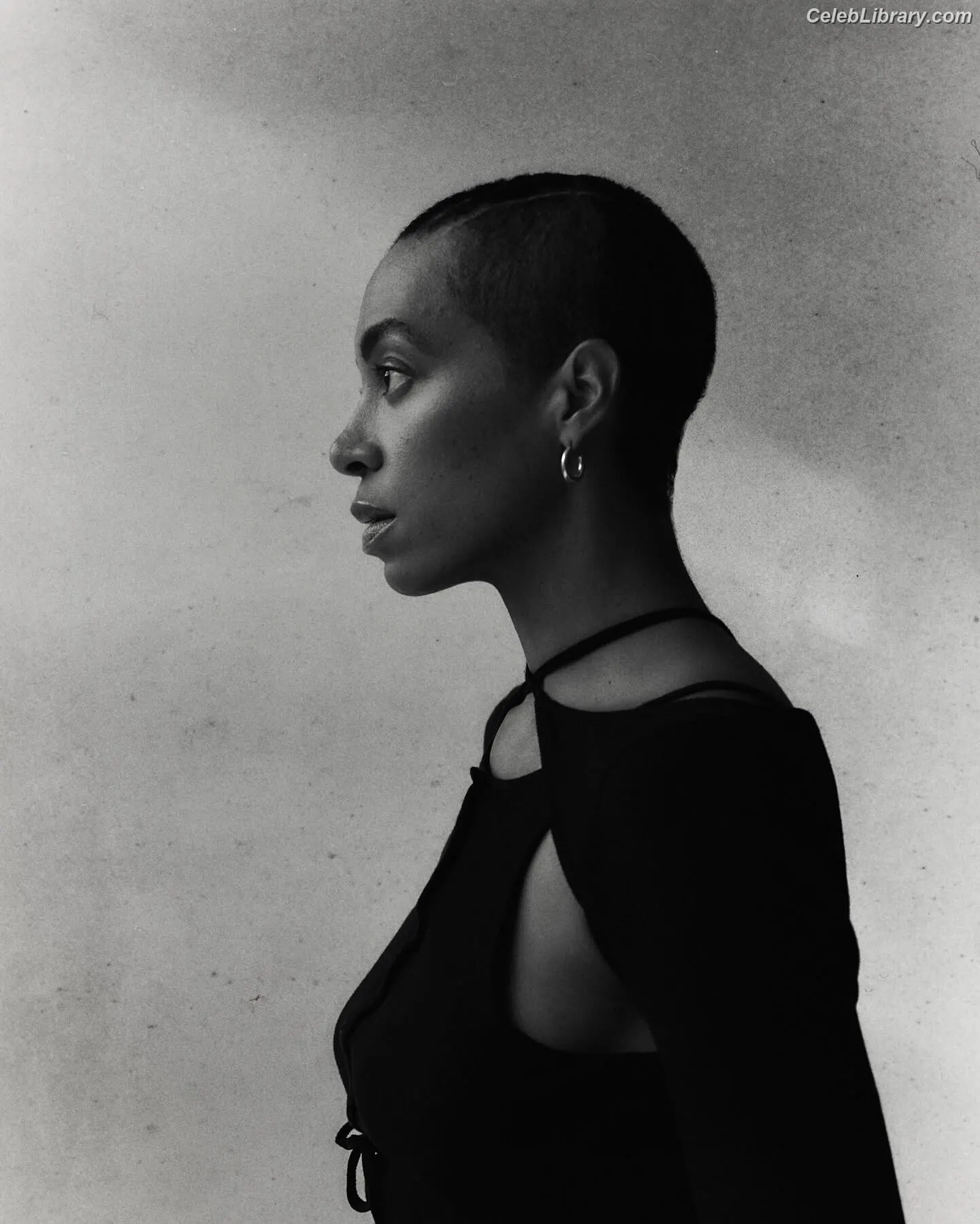 Solange Knowles photo 3 of 80