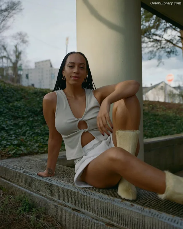 Solange Knowles photo 7 of 81