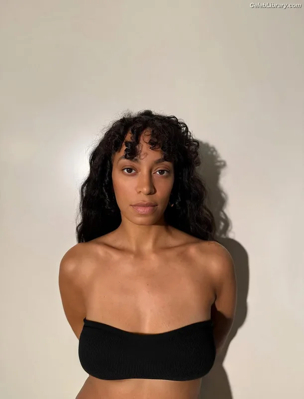 Solange Knowles photo 9 of 81