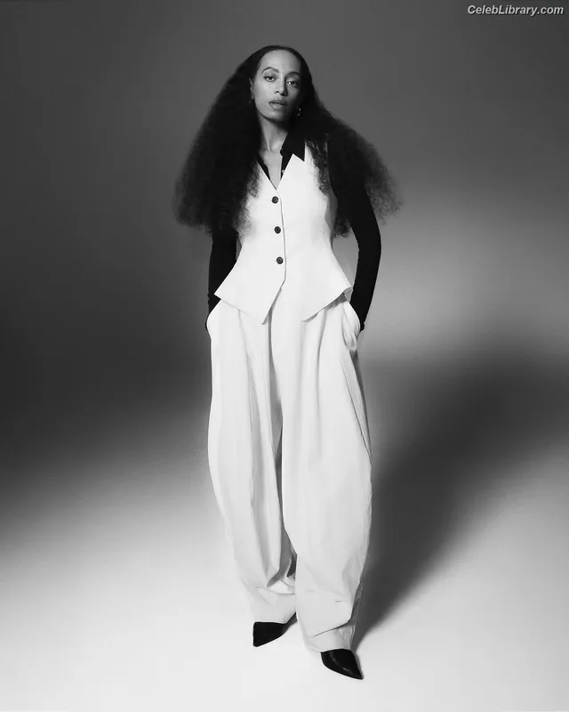 Solange Knowles photo 12 of 81