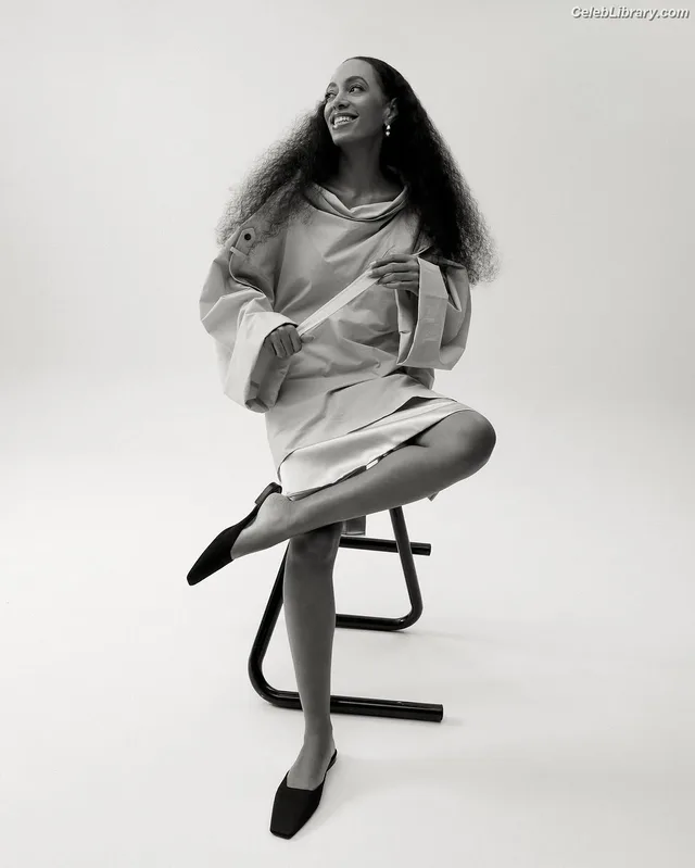 Solange Knowles photo 13 of 81